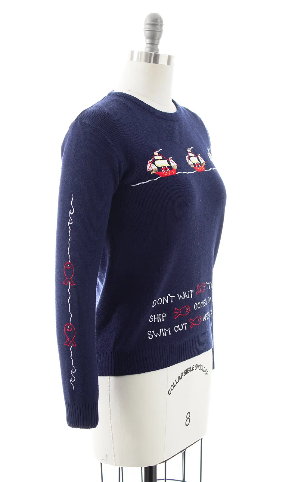 1970s "Swim After It" Fish Novelty Embroidered Sweater | medium/large