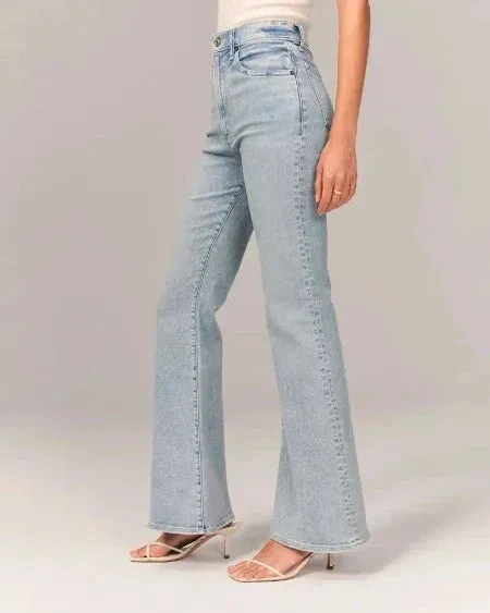 Amelia Flared Jeans