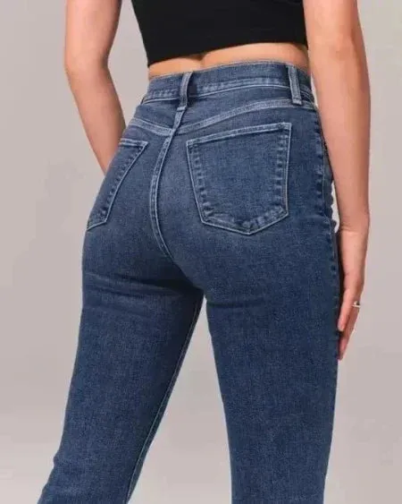Amelia Flared Jeans