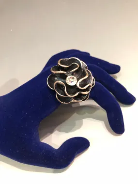 Flowy Flower Ring