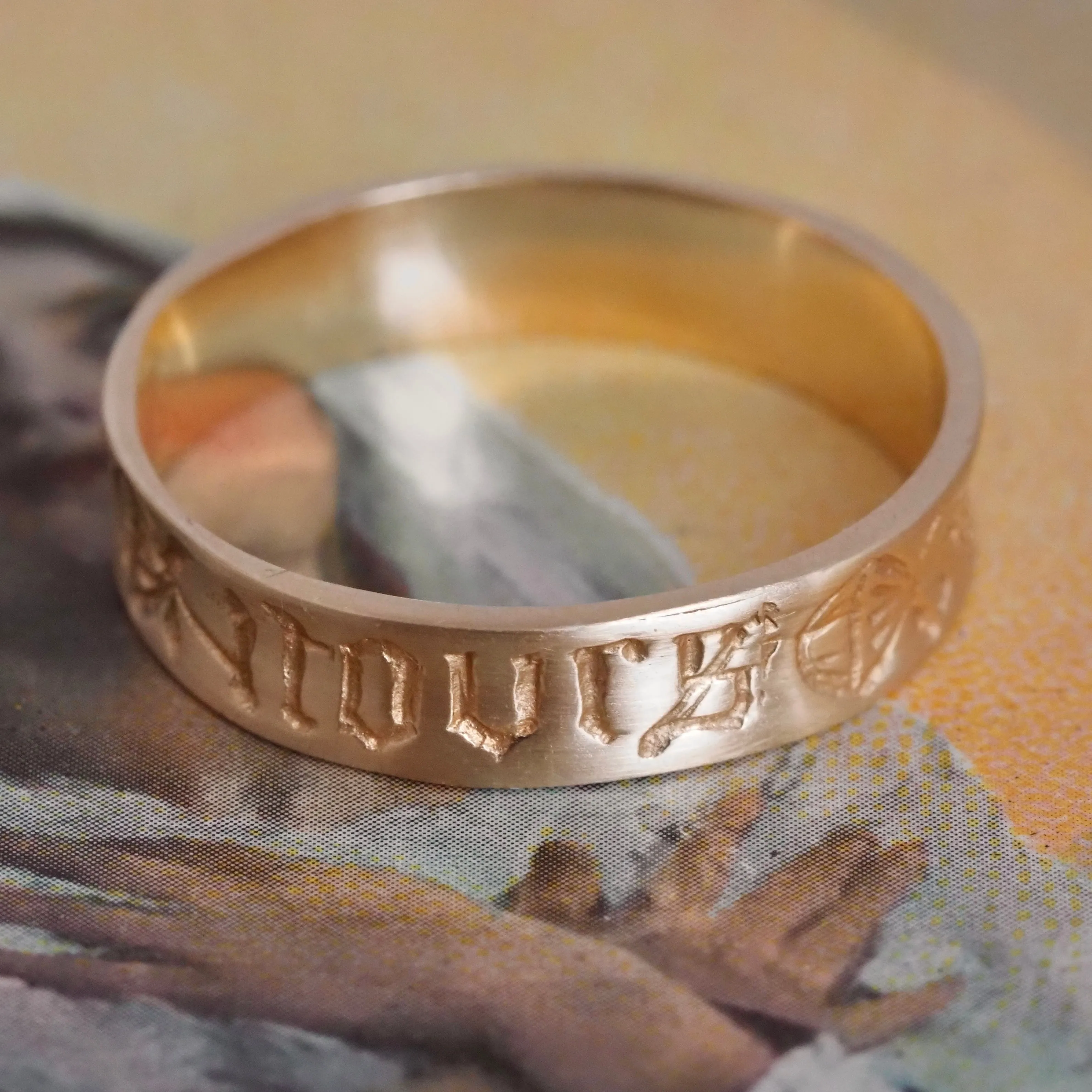 French "Por Tous Itours/For All Times" Engraved 14k Gold Posy Ring
