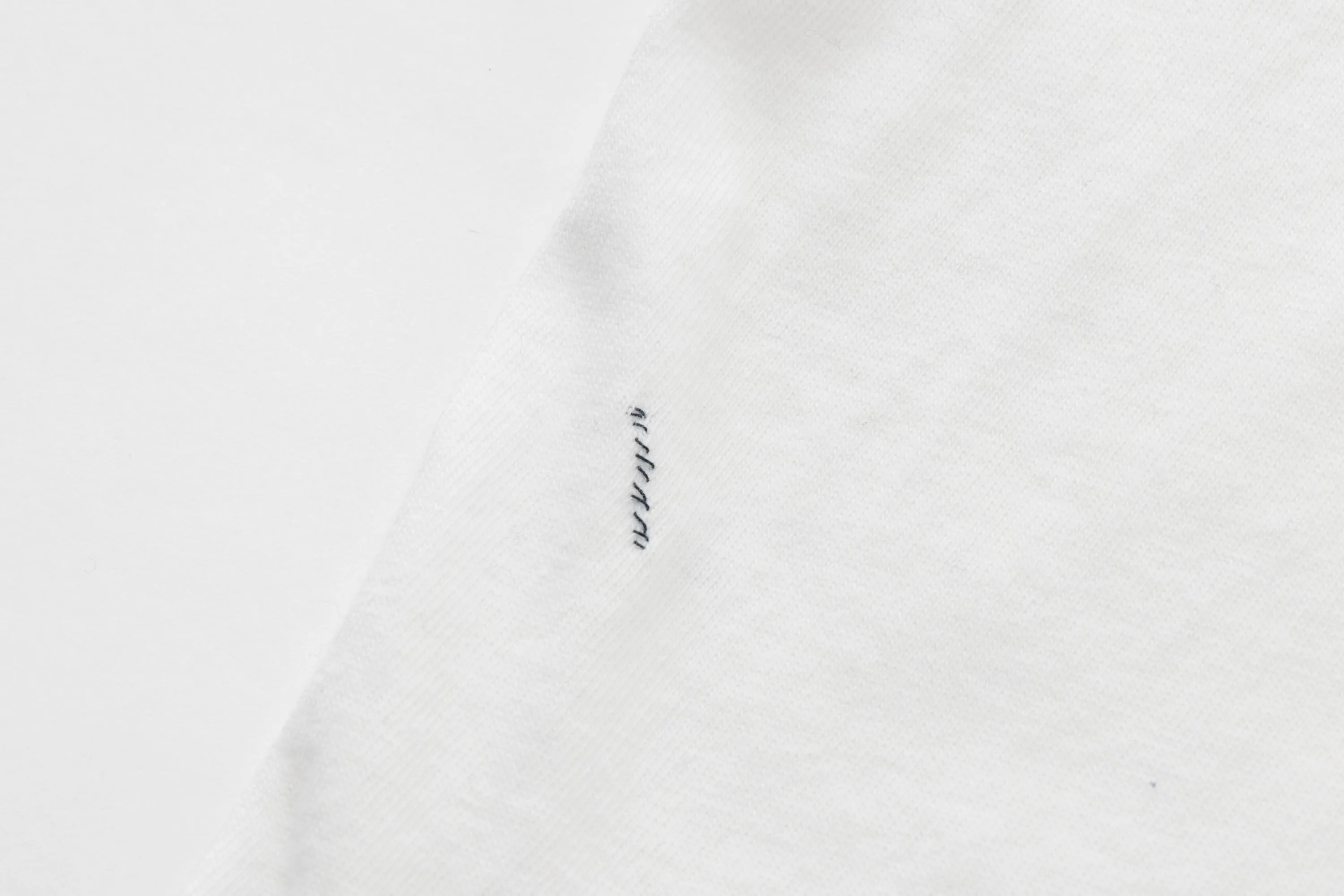 SEA CHIBI VINTAGE  “88”  RIPPED TEE